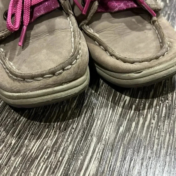 Girls Sperry’s size 10m - Picture 2 of 4
